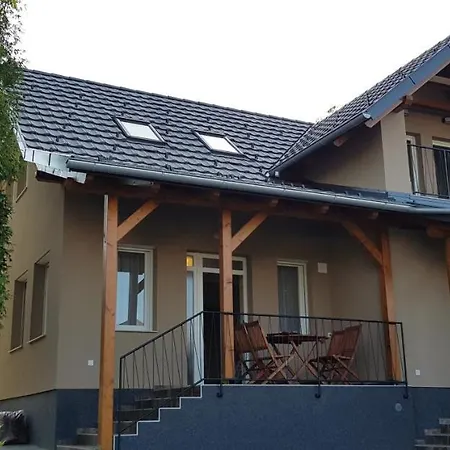 Centrum Apartman Jokai Διαμέρισμα Fonyód
